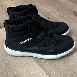 Sorel ~  Women's Black and White High-top Sneakers, Size 10.5